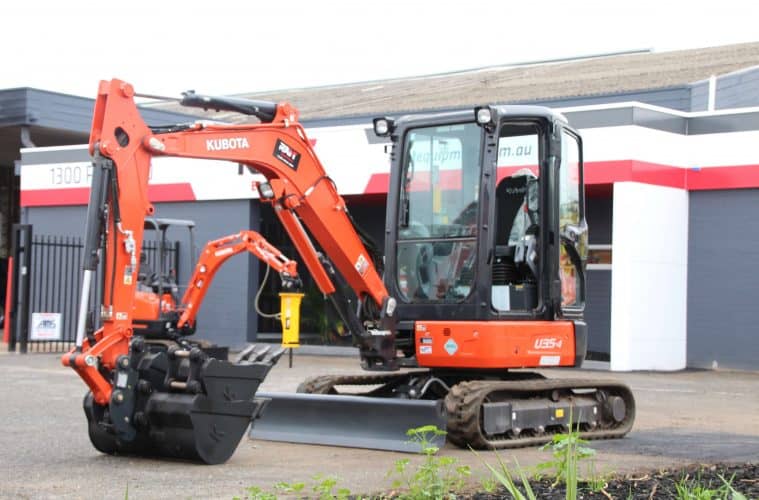 Kubota U35-4