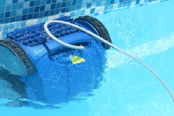 robotic pool cleaner