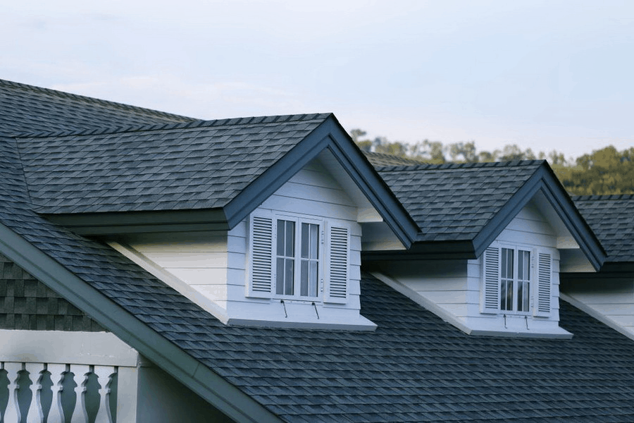 Roofing: types and prices in Framingham