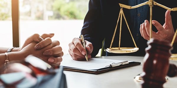 Top Essential Tips to Consider When Hiring a Lawyer