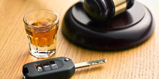 Top Things to Consider When Hiring a DUI Lawyer