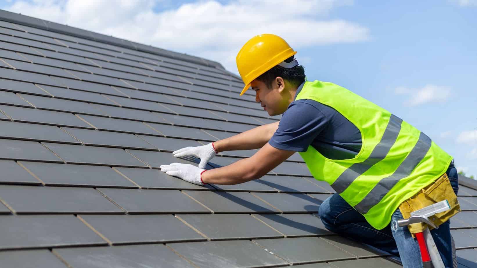 Benefits of Hiring Professionals to Assess Your Roof After Storm