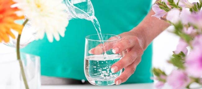 How to Ensure Dementia Patients Drink Enough Fluids